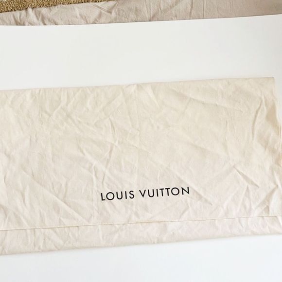 Louis Vuitton Handbags - Louis Vuitton Dustbag 24” authentic